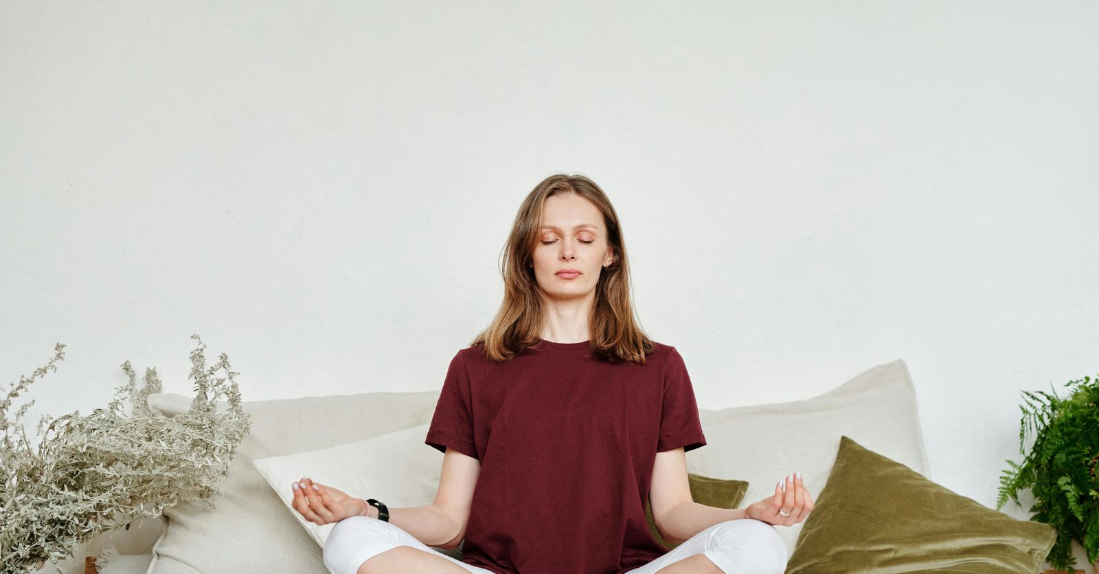 WOMAN-SITTING-MEDITATING
