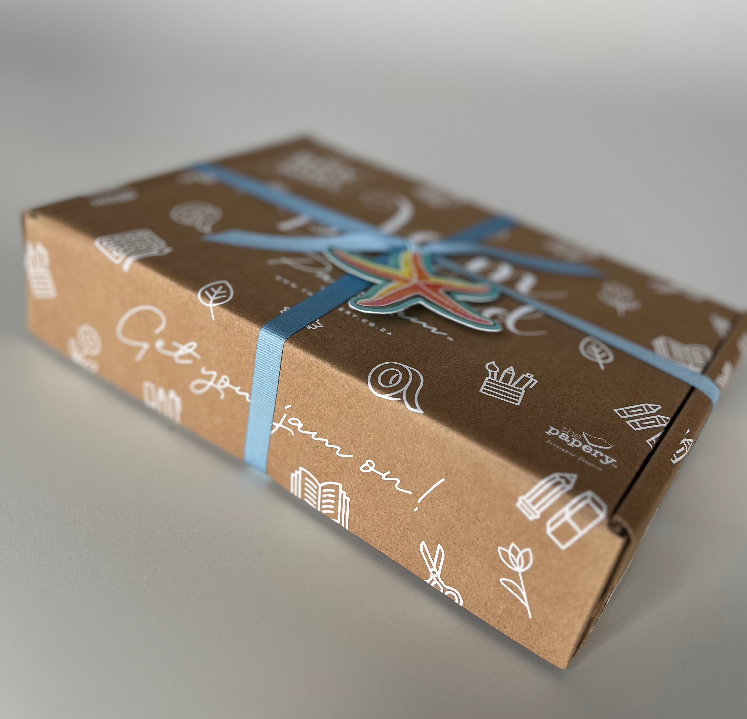 Image shows an ocean themed stationery box