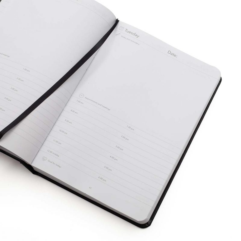 Image shows the weekly spread page in the MultiPlanner 