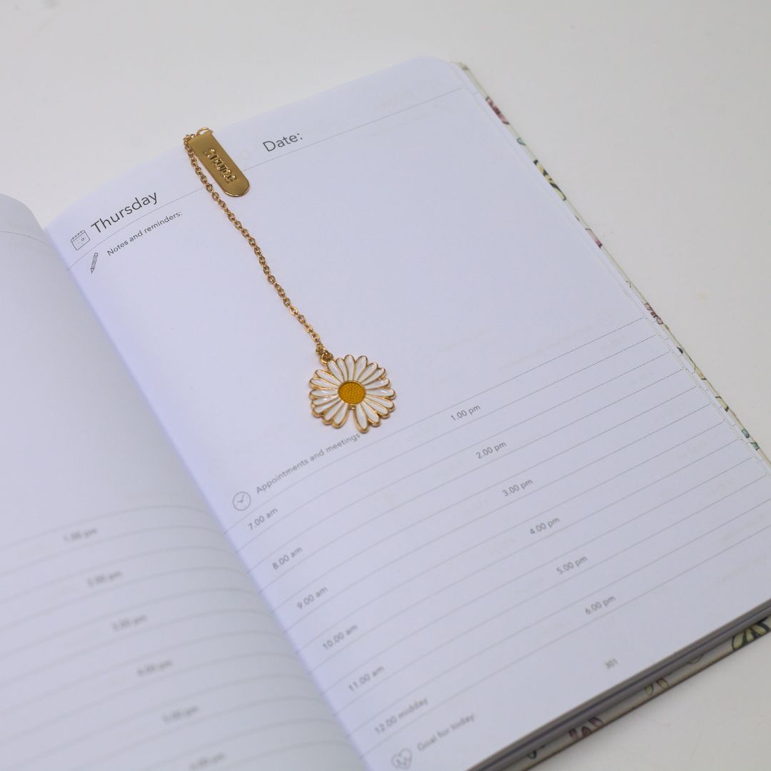 Daisy Chain Bookmark